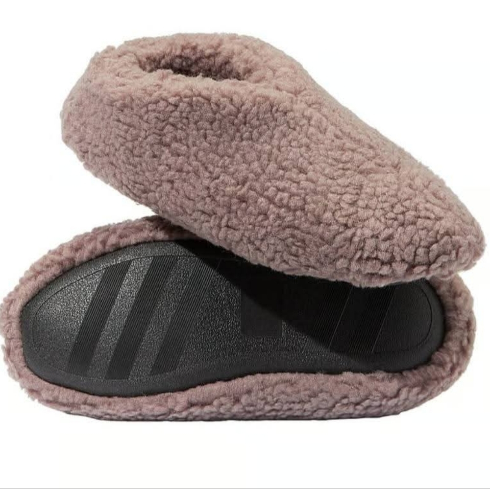 Victoria's Secret PINK Sherpa Slippers in Brown